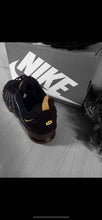 Load image into Gallery viewer, Shoes