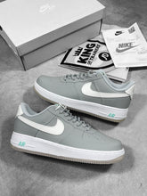Load image into Gallery viewer, Shoes