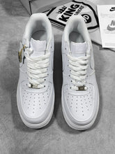 Load image into Gallery viewer, Shoes