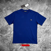 Load image into Gallery viewer, Tshirt