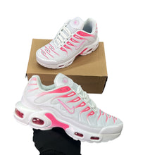 Load image into Gallery viewer, Shoes