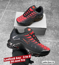 Load image into Gallery viewer, Shoes