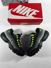 Load image into Gallery viewer, Shoes