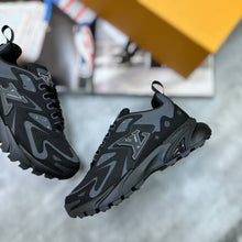 Load image into Gallery viewer, Shoes