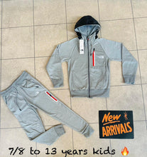 Load image into Gallery viewer, Tracksuit boy