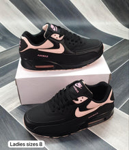Load image into Gallery viewer, Shoes