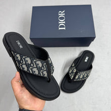 Load image into Gallery viewer, Slipper