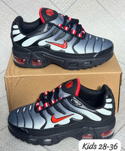 Load image into Gallery viewer, Shoes boy