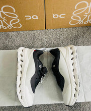Load image into Gallery viewer, Shoes women