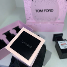 Load image into Gallery viewer, Perfume