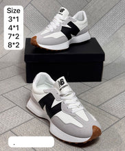 Load image into Gallery viewer, Shoes