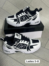 Load image into Gallery viewer, Shoes