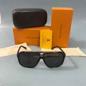 Sunglass