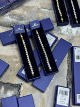 Load image into Gallery viewer, Necklace