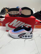 Load image into Gallery viewer, Shoes
