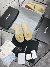 Load image into Gallery viewer, Slipper