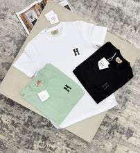 Load image into Gallery viewer, Tshirt