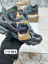 Load image into Gallery viewer, Shoes