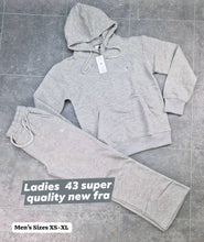 Load image into Gallery viewer, Tracksuit women