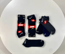 Load image into Gallery viewer, Socks