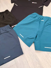 Load image into Gallery viewer, Tshirt