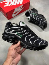 Load image into Gallery viewer, Shoes men