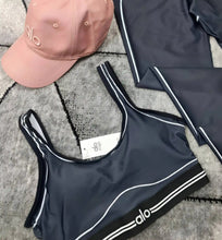 Load image into Gallery viewer, Tracksuit women