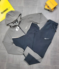 Load image into Gallery viewer, Tracksuit men