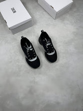 Load image into Gallery viewer, Shoes