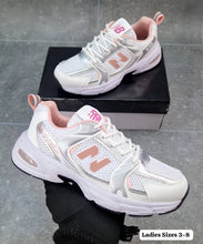 Load image into Gallery viewer, Shoes