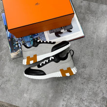Load image into Gallery viewer, Shoes
