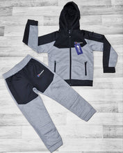 Load image into Gallery viewer, Tracksuit