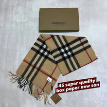 Load image into Gallery viewer, Scarf