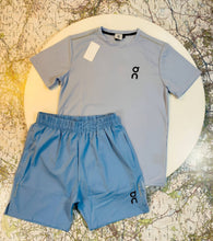 Load image into Gallery viewer, Tshirt