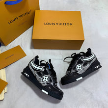 Load image into Gallery viewer, Shoes