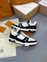 Load image into Gallery viewer, Shoes