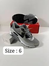 Load image into Gallery viewer, Shoes
