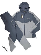 Load image into Gallery viewer, Tracksuit