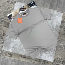 Load image into Gallery viewer, Tshirt