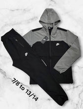 Load image into Gallery viewer, Tracksuit