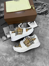 Load image into Gallery viewer, Shoes