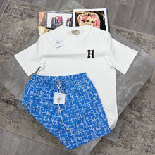 Load image into Gallery viewer, Tshirt