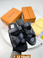 Load image into Gallery viewer, Slipper