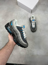 Load image into Gallery viewer, Shoes