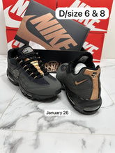 Load image into Gallery viewer, Shoes