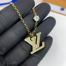 Load image into Gallery viewer, Necklace