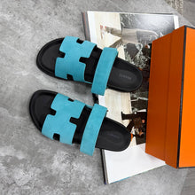 Load image into Gallery viewer, Slipper