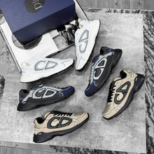 Load image into Gallery viewer, Shoes