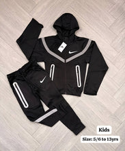 Load image into Gallery viewer, Tracksuit