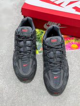 Load image into Gallery viewer, Shoes
